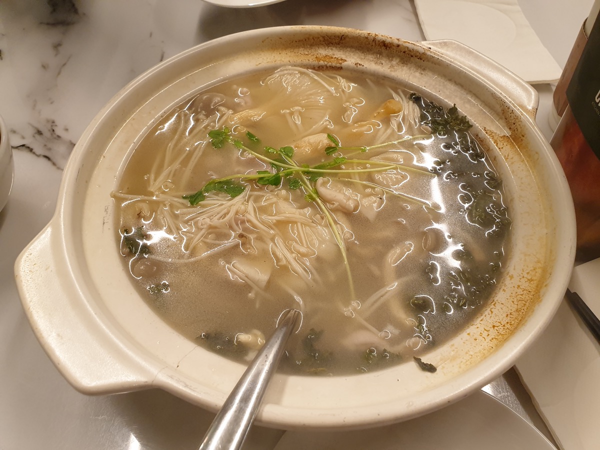 小鸡炖蘑菇